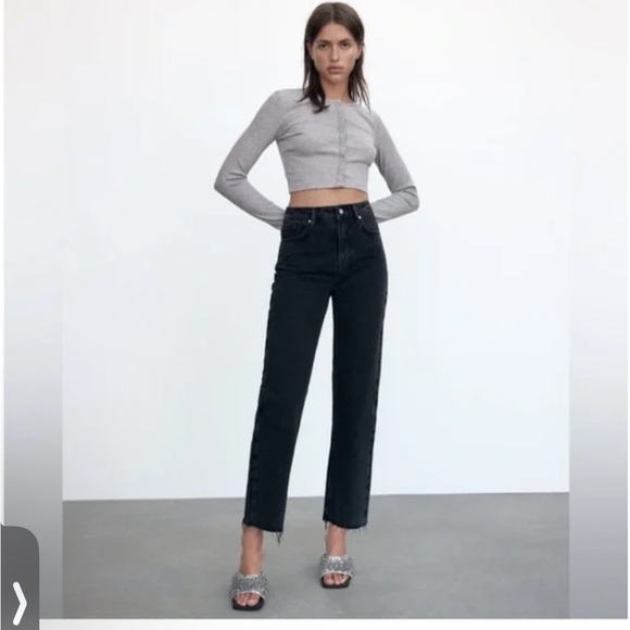 Zara Raw Hem Black Straight Leg Jeans - Picture 1 of 6